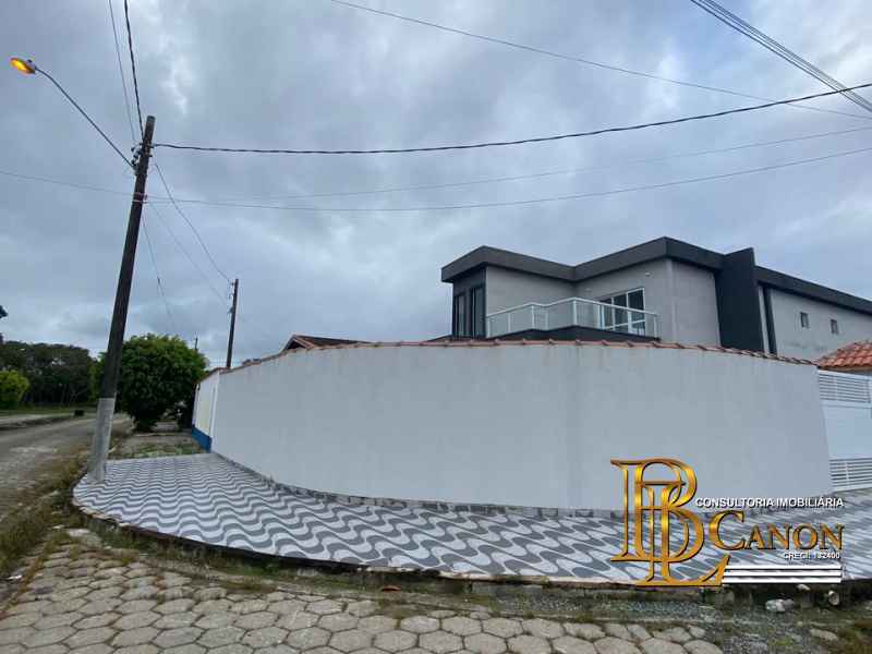 Foto de Casa Sobreposta com Piscina Privativa 600m do mar